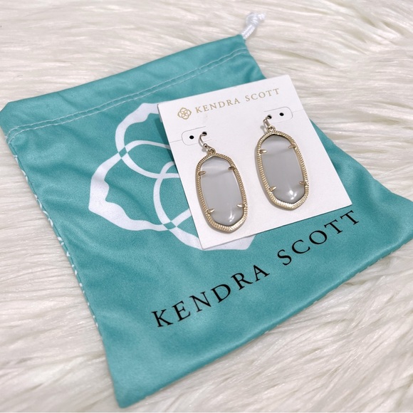 Kendra Scott Jewelry - Kendra Scott Elle Gold Drop Earrings